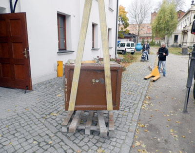 Moving a safe in London